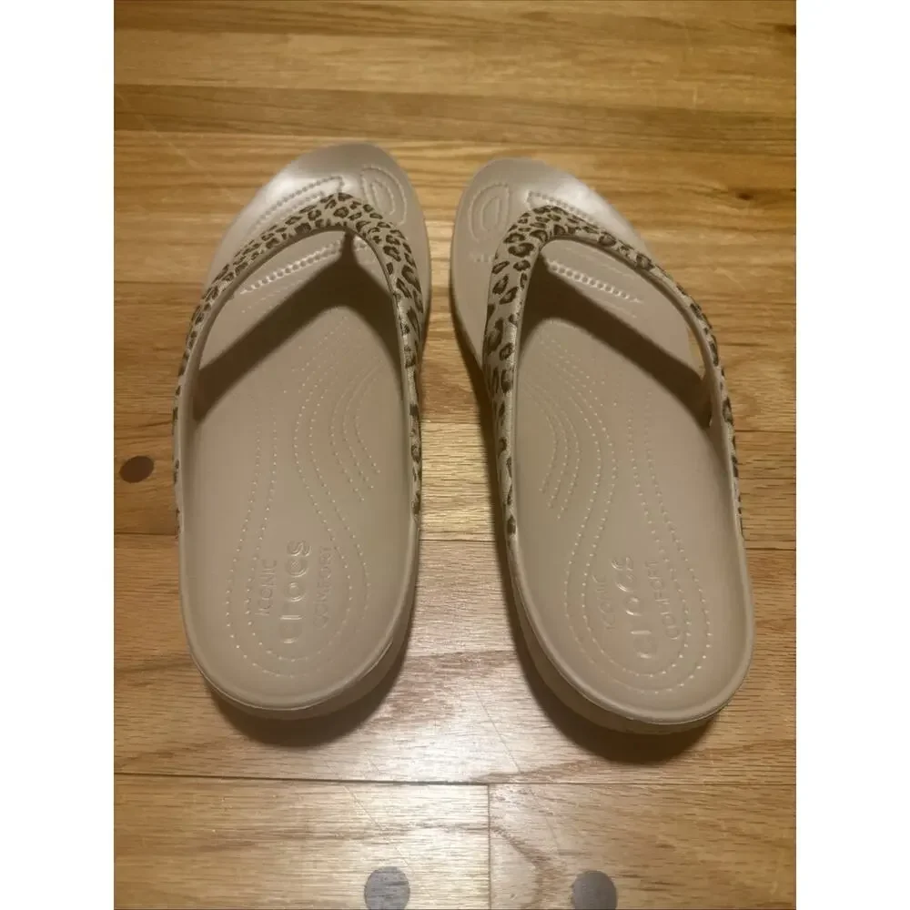 Crocs Kadee II Leopard Flip Flop Sandals Women's Size 11 Comfort Casual